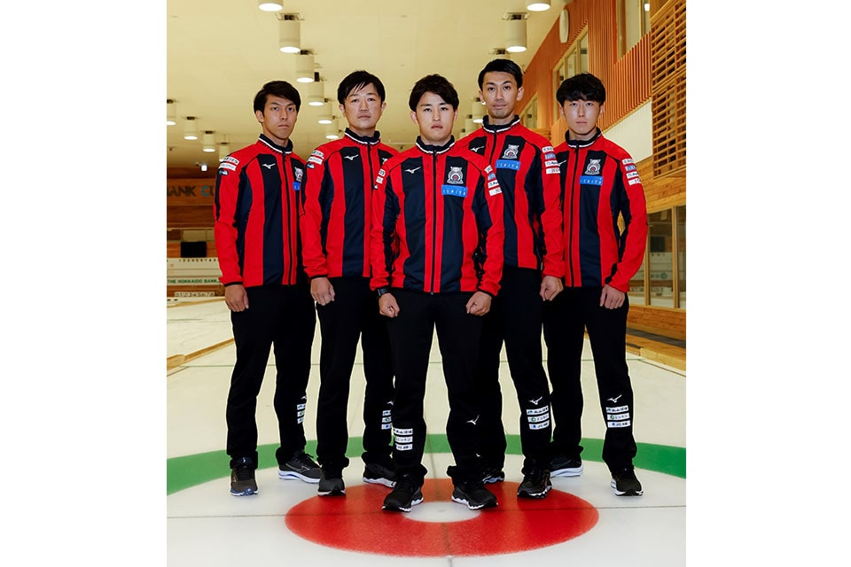 北海道コンサドーレ札幌カーリングチームとオフィシャルサプライヤー